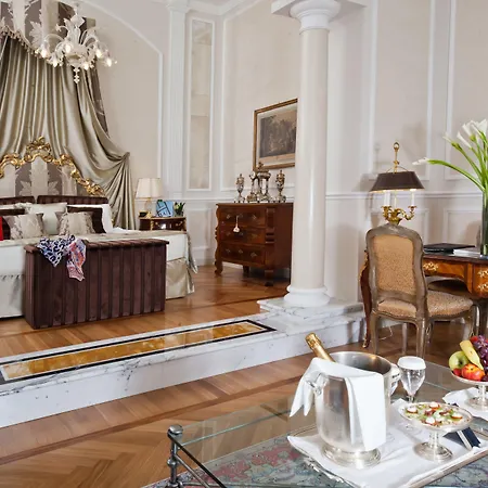 グランド マジェスティック ジア バリオーニ ホテル 5*