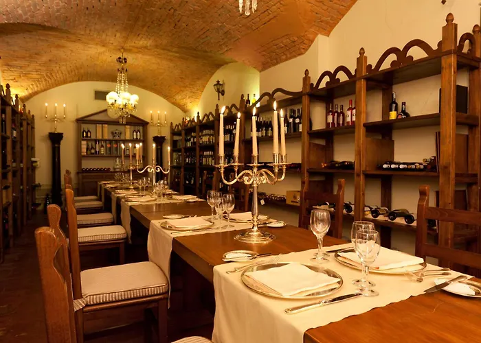 吉亚巴利奥尼大酒店 酒店